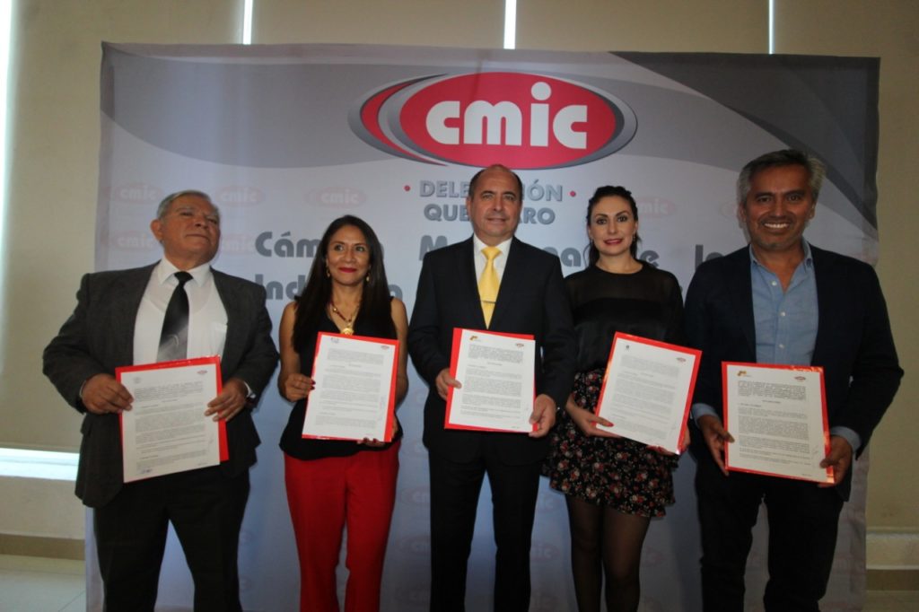 FIRMA DE CONVENIOS CMIC – CICQ,CAEQ,CIMEQ, COVALQRO.